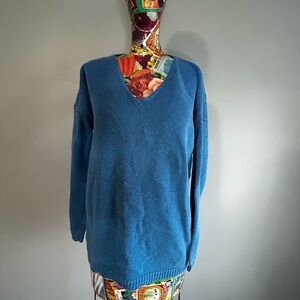 Pasta Vintage Blue V-Neck Women's Sweater